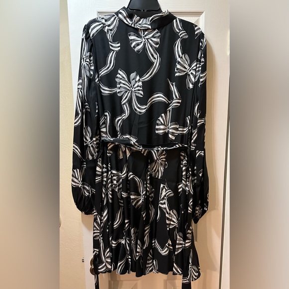 Kate Spade Bow-tiful Silk-blend Twill Shirtdress - Picture 2 of 7